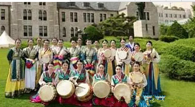 去韩国留学一年大概要花多少钱?第一年学费、